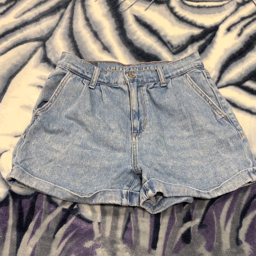 American Eagle Outfitters Light Blue Jean Mom Shorts